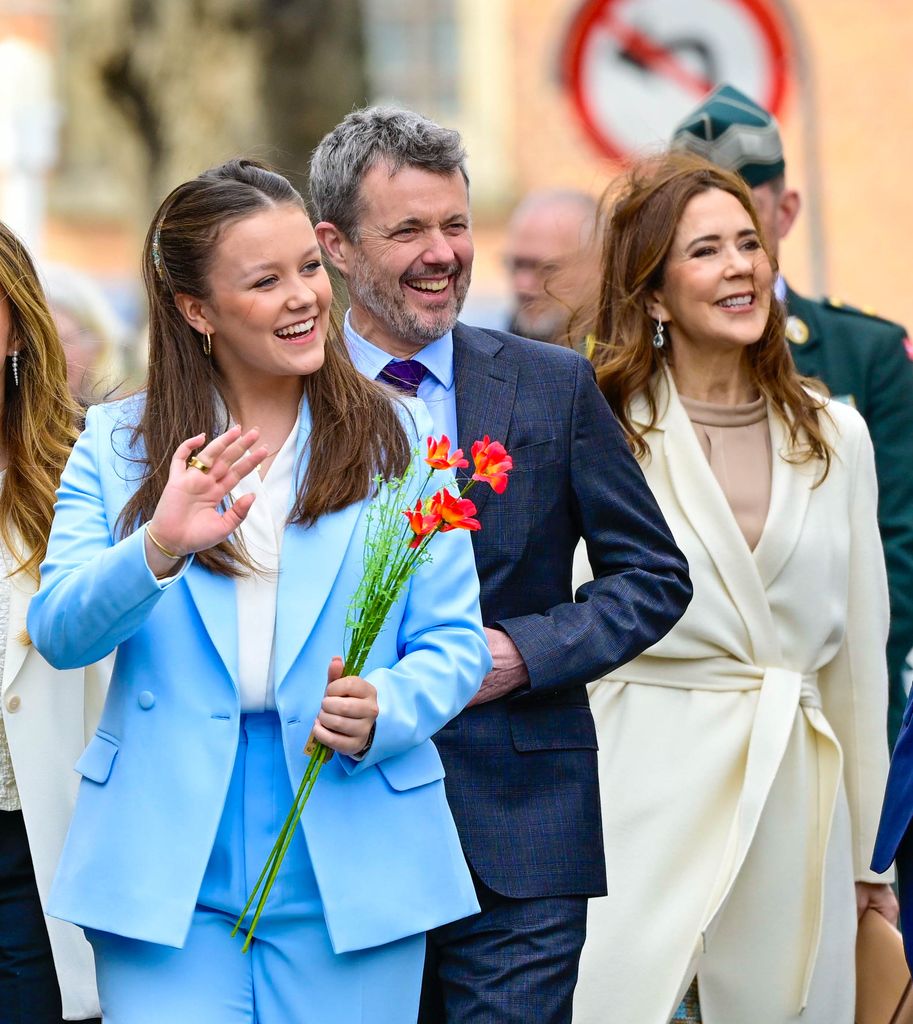 Isabella de Dinamarca, Mary de Dinamarca y Federico de Dinamarca en el 18 cumpleaños de Isanella 