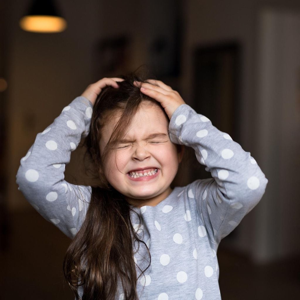 Niña enfadada