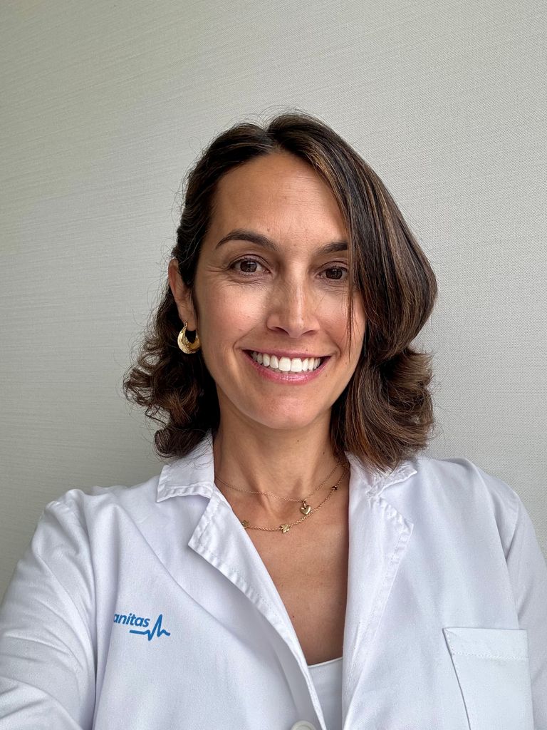 Doctora Andrea Azcárate, jefa de Servicio de Endocrinología y Nutrición del Campus Universitario Sanitas La Moraleja.