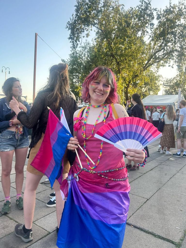 Maud Angelica Behn, hija de la princesa Marta Luisa de Noruega, en el Orgullo de Oslo de 2025