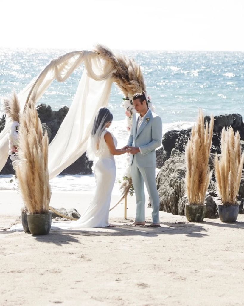 Kim Kardashian celebra su 'boda' con Matthew Noszka