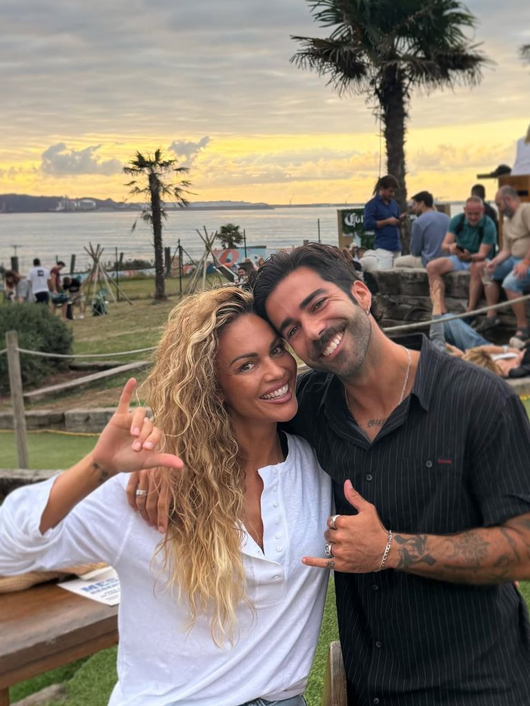 Lara Álvarez, de vacaciones con su hermano Bosco