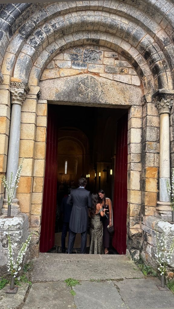 La boda de Ale Navarro en Galicia