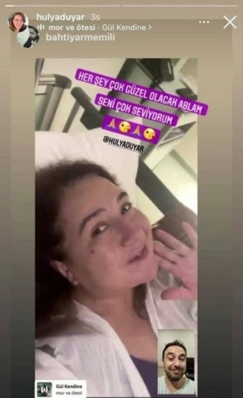 Hulya Duyar-videollamada-ig-hulyaduyar