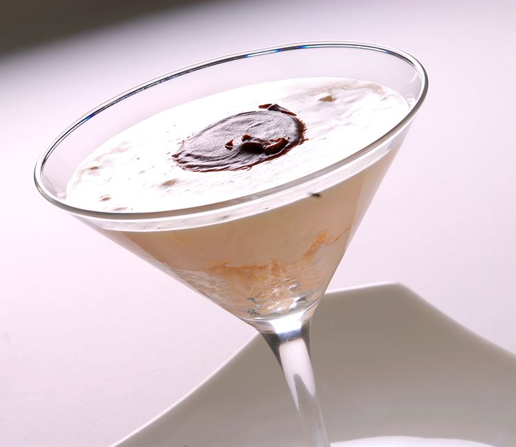 'Mousse' de horchata con chocolate