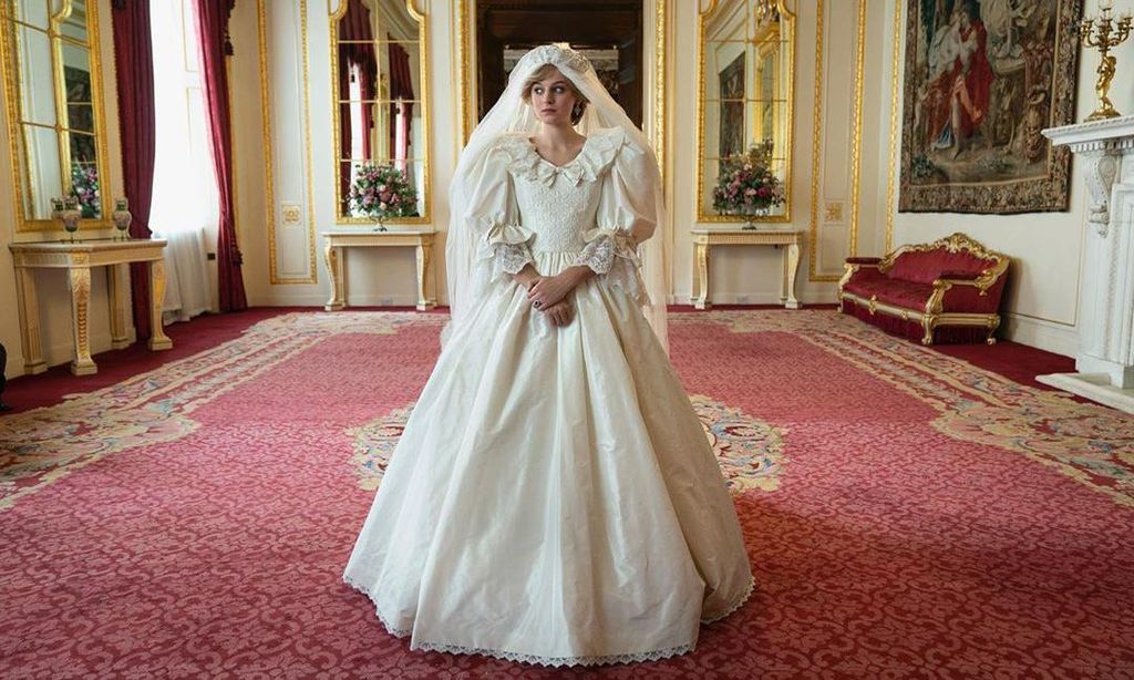 emma corrin como la princesa diana en the crown