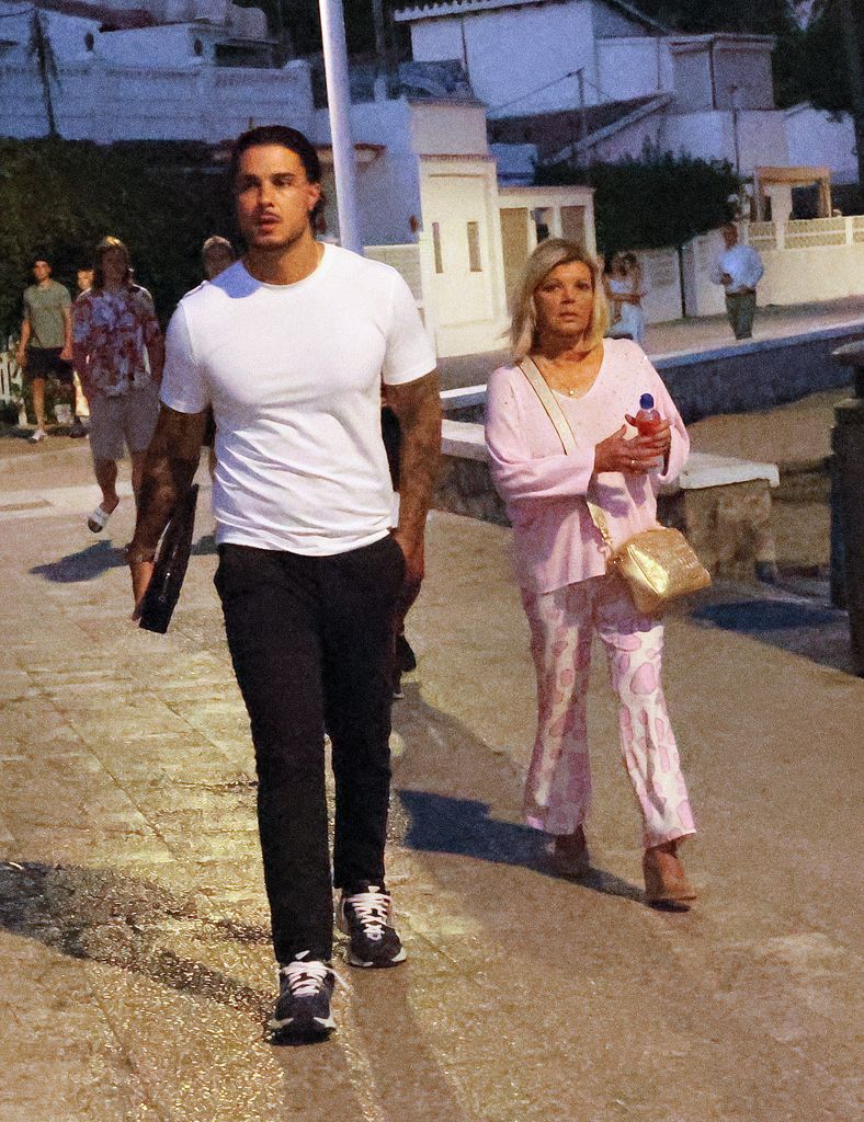 Terelu Campos, con Carlo Costanzia en Málaga