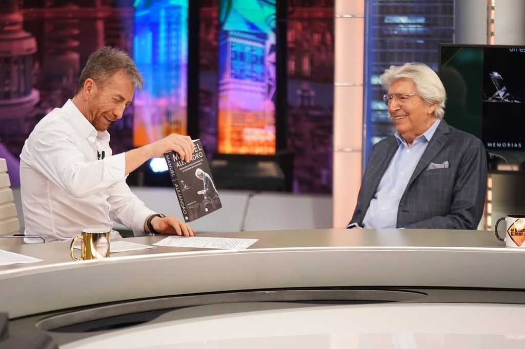 Manuel Alejandro, el célebre compositor español visita El Hormiguero para hablar de su trayectoria profesional