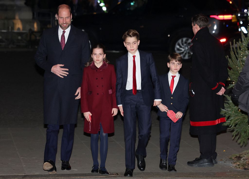 El príncipe Guillermo con sus hijos en el concierto de villancicos 2024