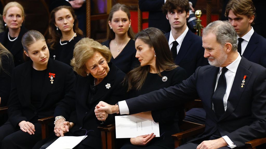 El gesto de cariño de un Rey a su madre