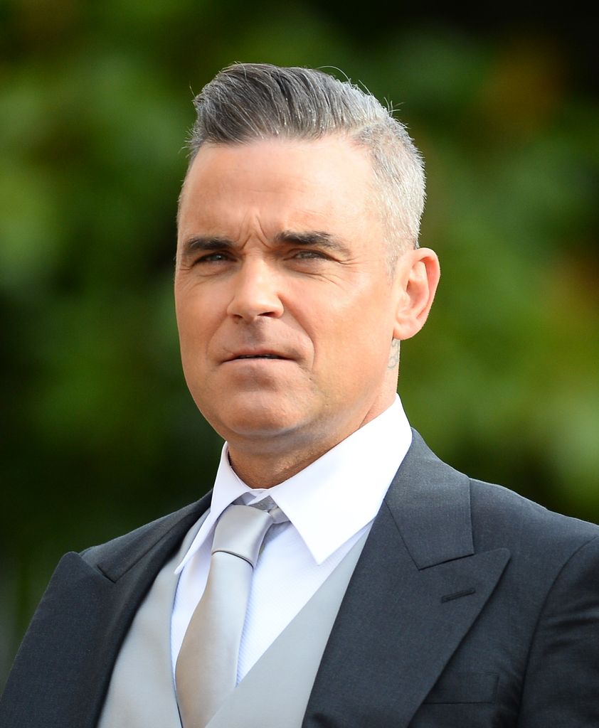 Robbie Williams en la boda de Eugenia de York 