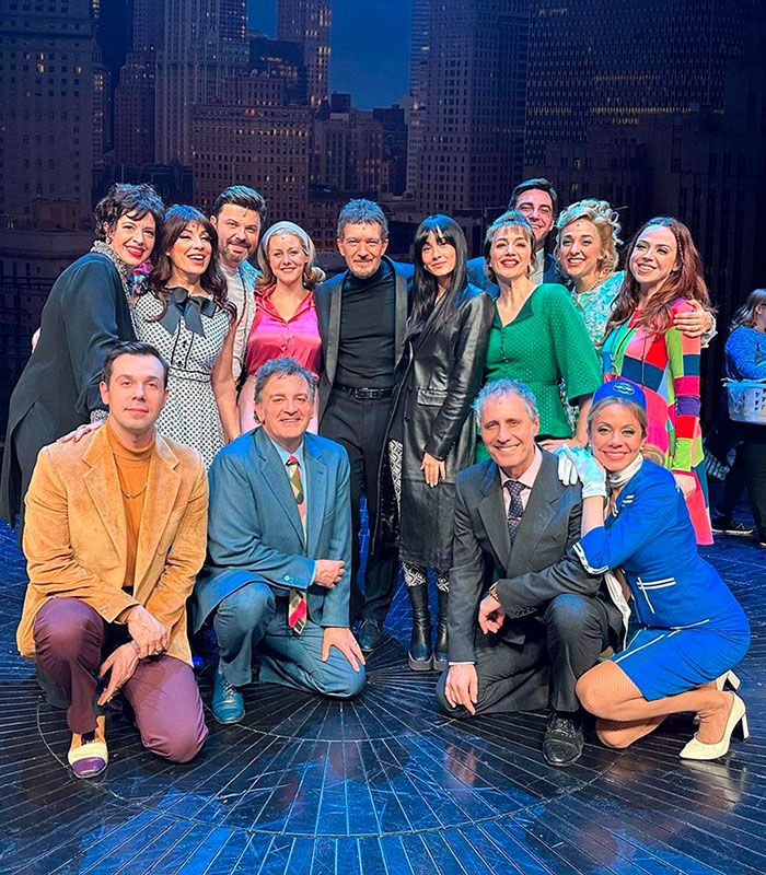 Aitana y el equipo 'Company'