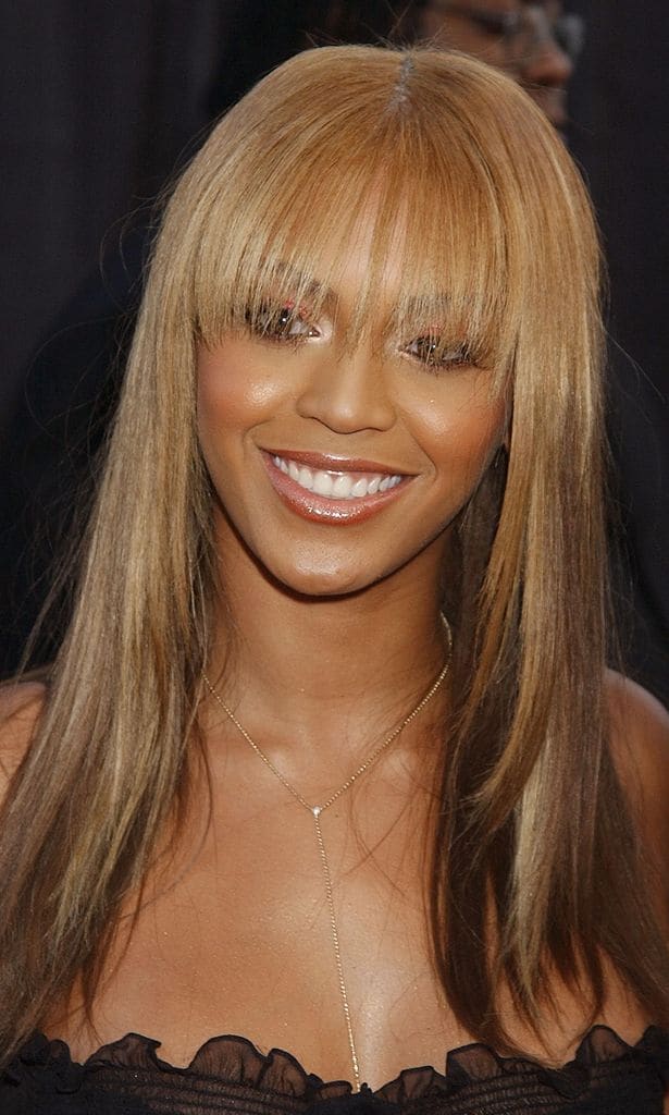 beyonc soprendi en 2007 con un dram tico flequillo