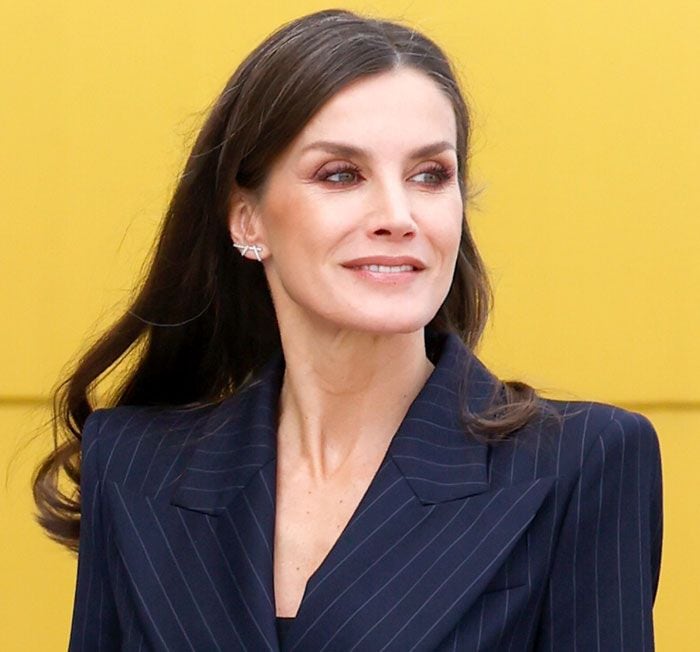 Reina Letizia traje fajin