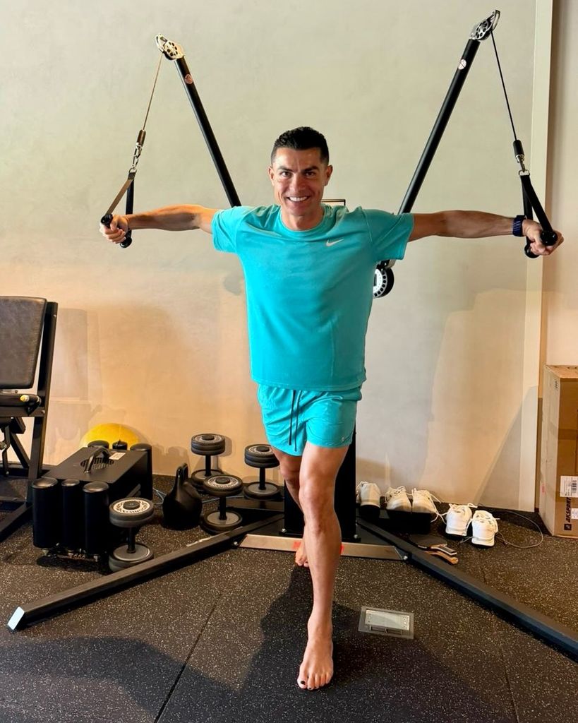 Cristiano combina una alimentación saludable con una exigente rutina deportiva diaria.