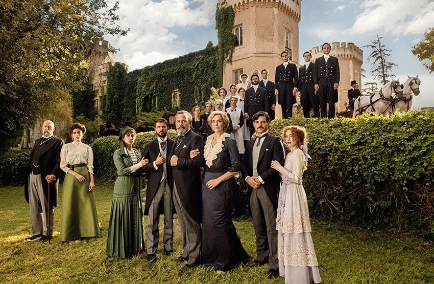 Serie La Promesa, de TVE, rodada en el palacio de El Rincón de Tamara Falcó