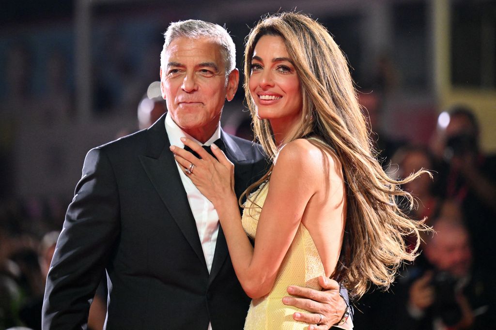 George Clooney y su esposa Amal en el estrenod e 'Wolfs' en el Festival de Venecia el 1 de septiembre  de 2024