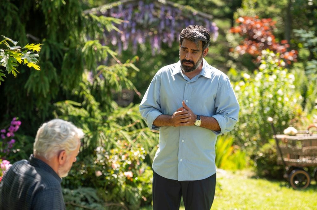 Ed hace lo posible para tener la aprobación de Harris
