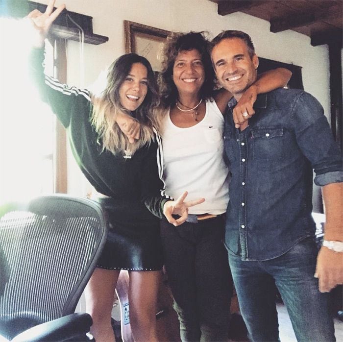 Lorena Gómez elige como 'madrina artística' de su bebé a esta conocida cantante