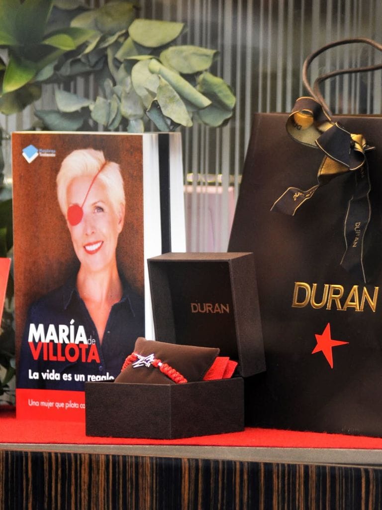 Pulsera solidaria María de Villota