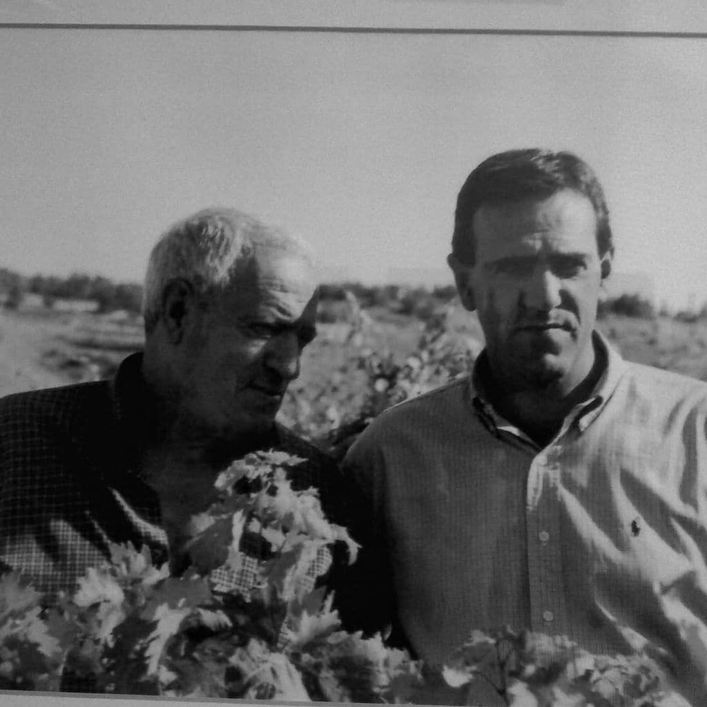 José Moro junto a su padre, parte vital de la continuidad de las Bodegas Emilio Moro