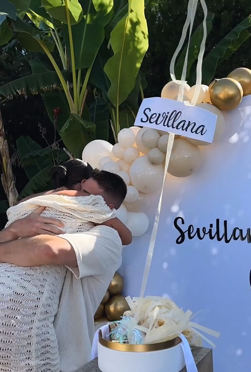 Anabel Pantoja y David Rodríguez. Fiesta gender reveal. Julio 2024