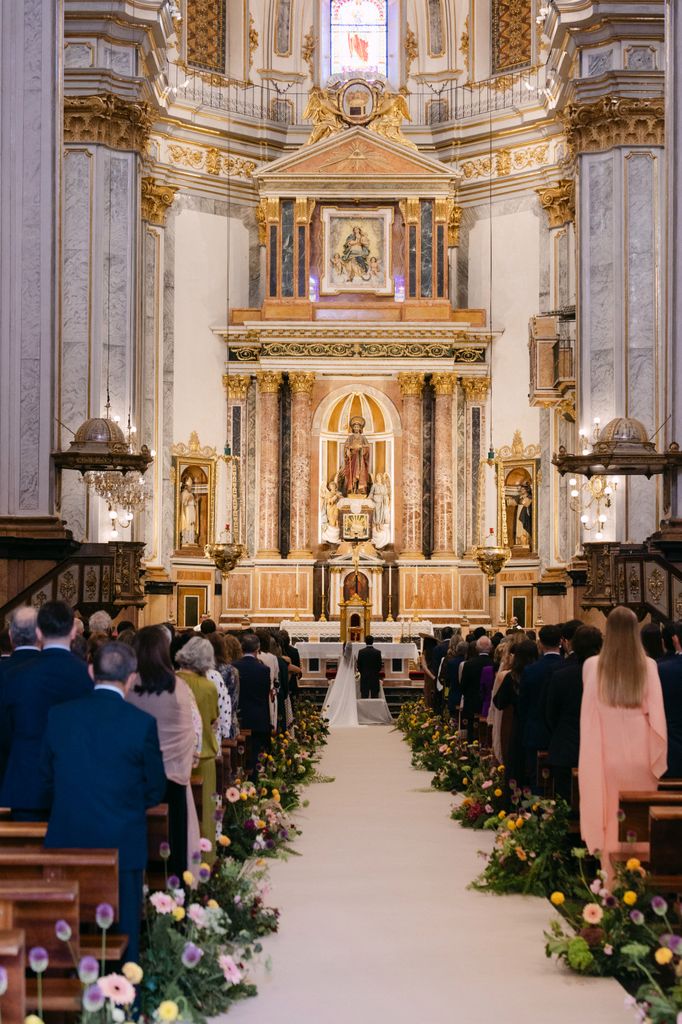 Boda religiosa en Castellón en otoño
