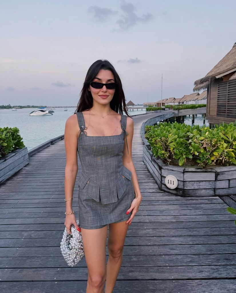 Hande lucía espectacular con un modelo diseñado por ella para la firma de la que es imagen