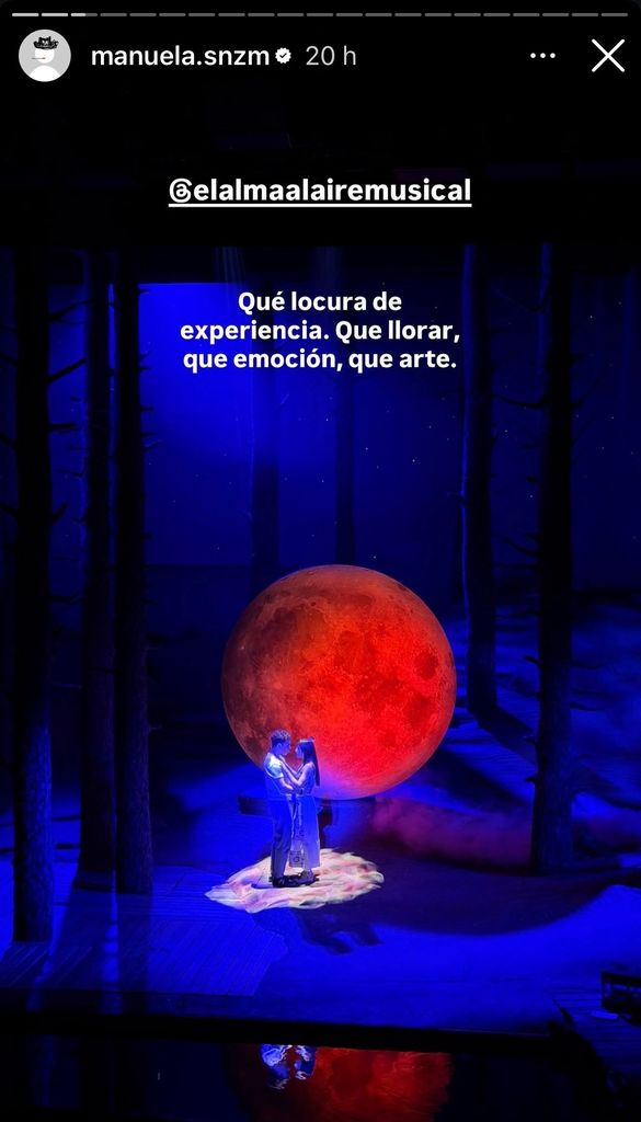Manuela, la hija mayor de Alejandro Sanz, quedó conmovida por el musical. 