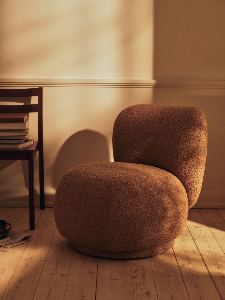 Sillón de bouclé terracota