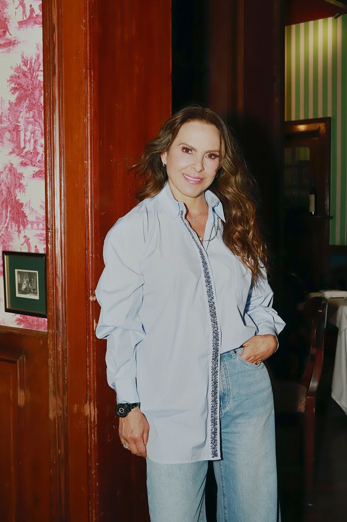 Kate del Castillo interpreta a Lana Cruz en su nueva cinta de comedia para Netflix.