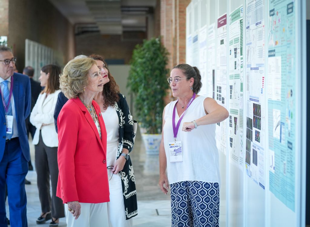 La reina Sofía, en la inauguración del Congreso Internacional de Enfermedades Neurodegenerativas, celebrado este lunes en Sevilla