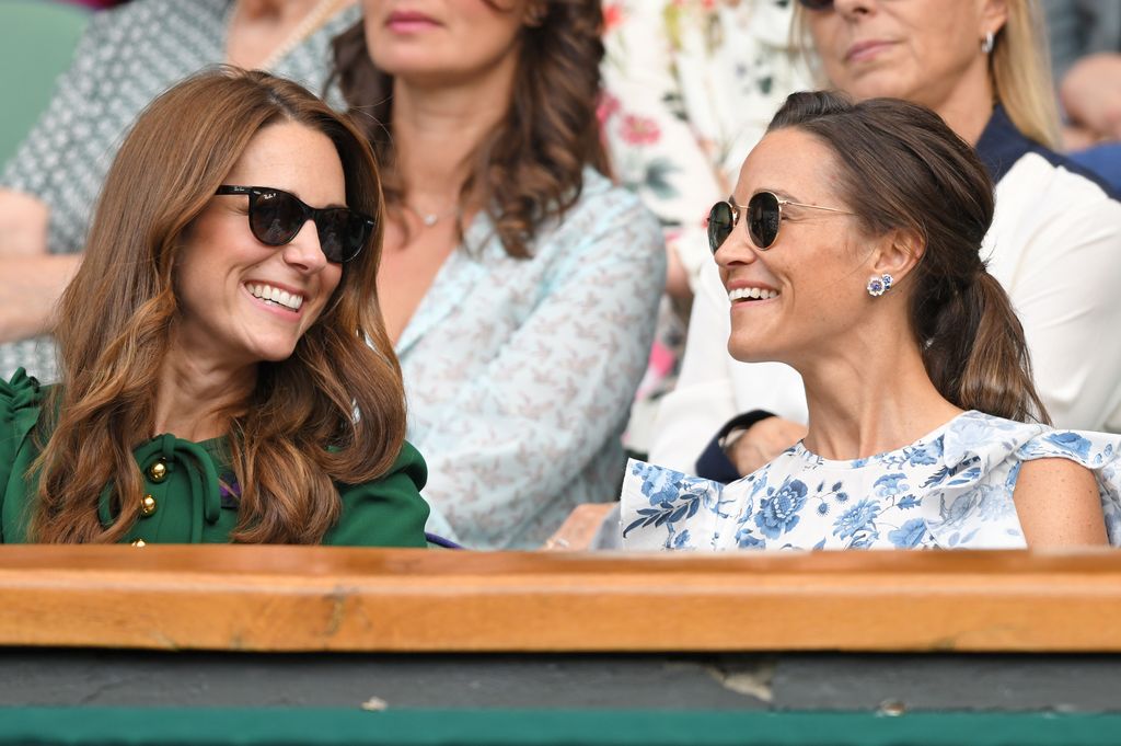 Kate y Pippa Middleton. 2019