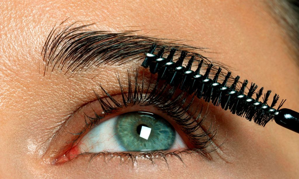 Los riesgos de compartir tu maquillaje