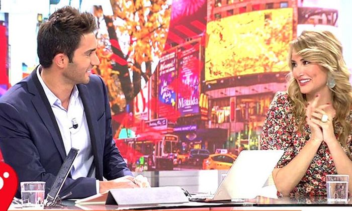 Alba Carrillo y Santi Burgoa
