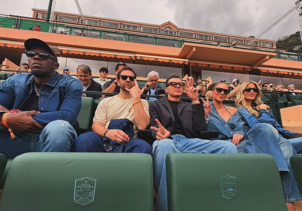 Alessandro, disfrutando del tenis junto al resto de invitados 