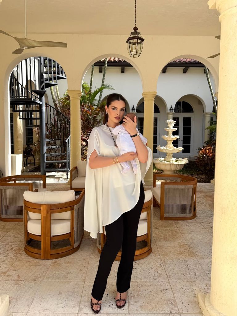 Nadia Ferreira mostró un vistazo a su vida como mamá de dos.