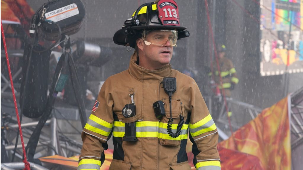 Chris O´Donnell es uno de los bomberos veteranos de '9-1-1: Nashville'