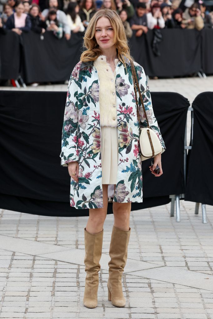 Natalia Vodianova en el desfile de Louis Vuitton Otoño/Invierno 2026-2027