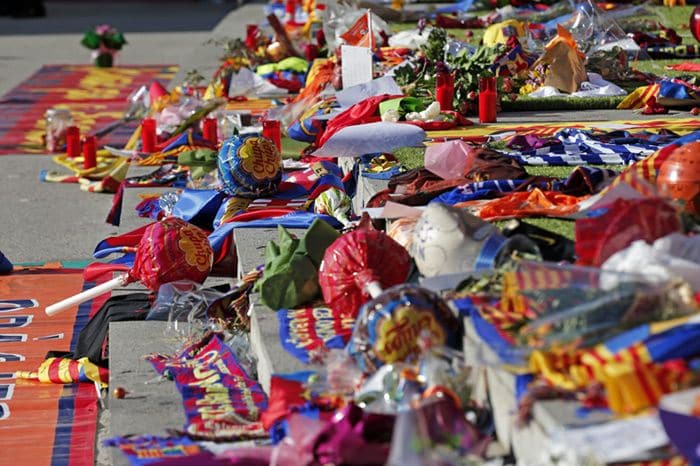En total, durante estos días más de 60.500 personas han querido acercarse hasta allí y rendir su particular homenaje a Cruyff
