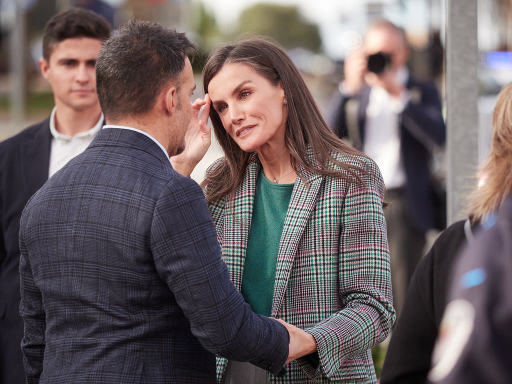 La Reina presidió el homenaje a la trayectoria del cineasta