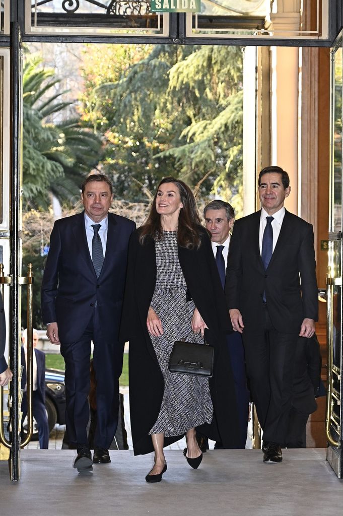 La reina Letizia junto a Luis Planas, el Ministro de Agricultura, Pesca y Alimentación