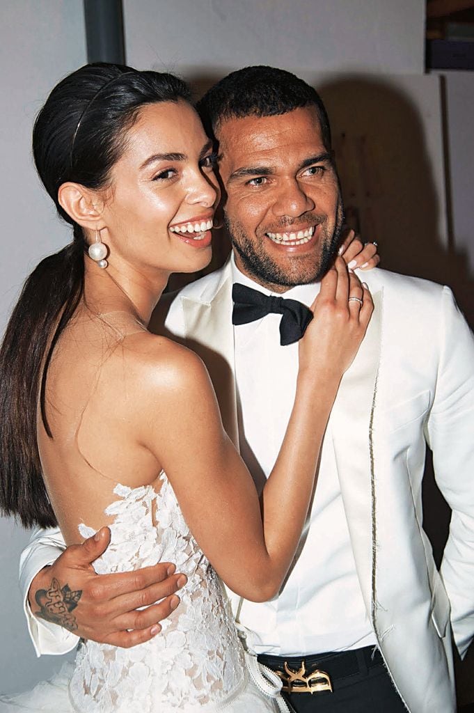 HOLA+4210 Dani Alves 