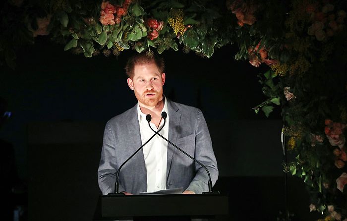 El príncipe Harry confiesa en Miami que lleva siete años en terapia para superar la muerte de su madre
