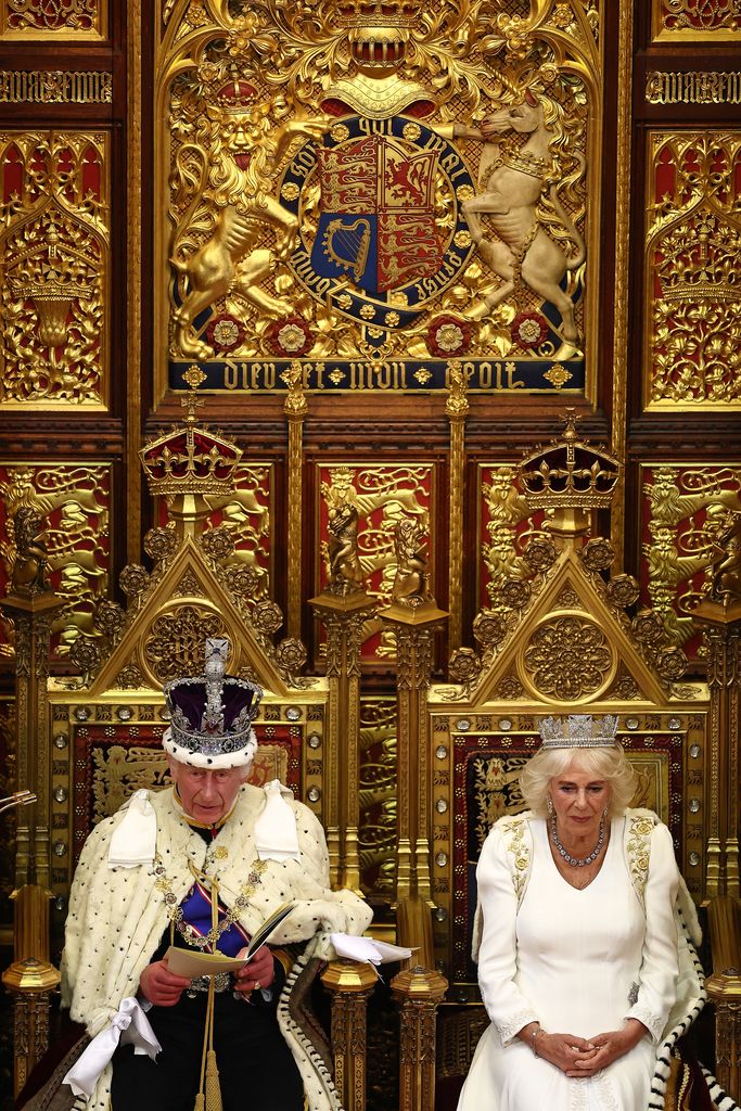 Los reyes encabezaron el importante acto envuelto en tradiciones y costumbres que se remontan a siglos.