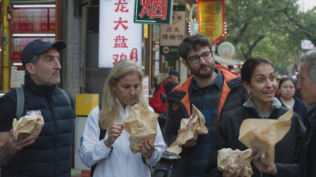 Luis Zahera, Arantxa Sánchez Vicario, Gorka Otxoa, Hiba Abouk y Jesús Calleja en China, Universo Calleja