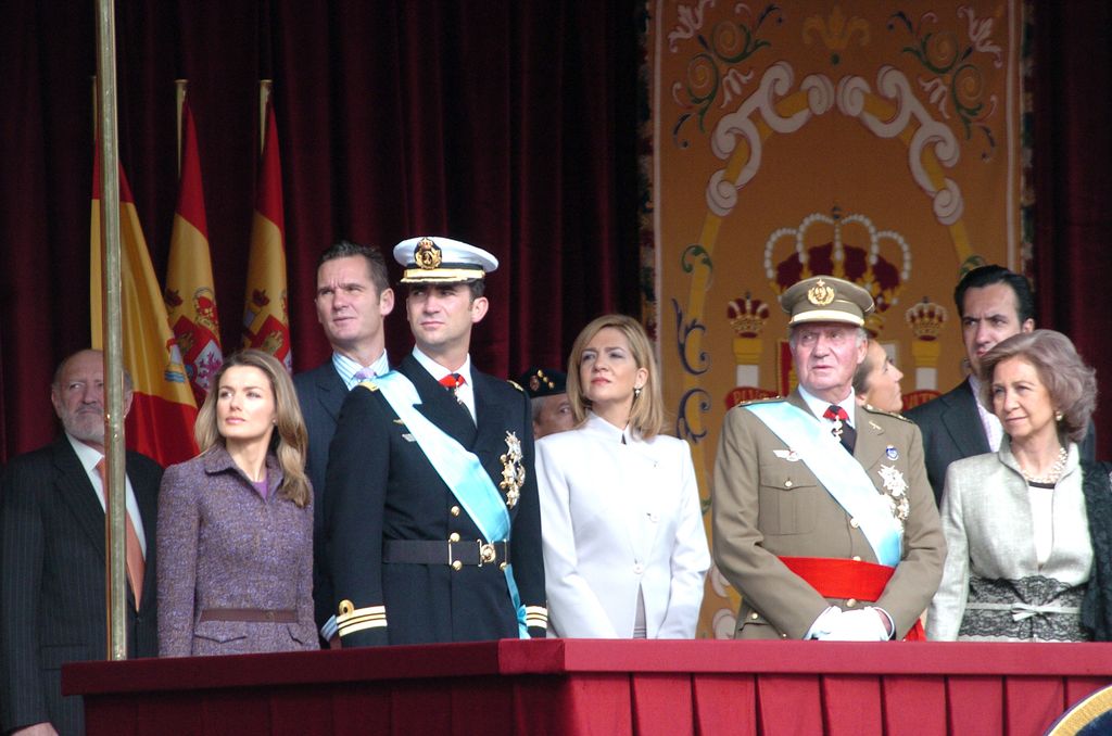 Reyes Felipe y Letizia en el 12 de octubre de 2024