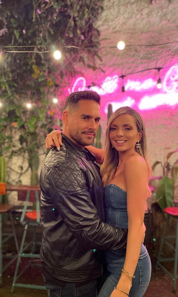 Sebastián Caicedo y su novia Juliana Diez Duque