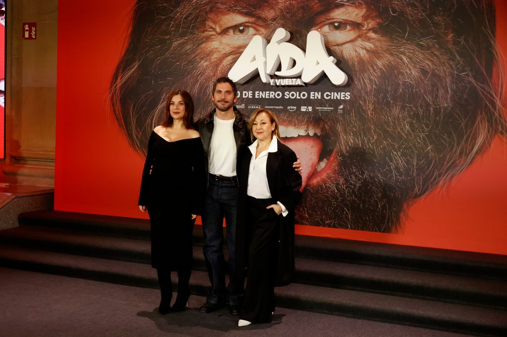 La actriz Miren Ibarguren, el actor y director de cine Paco León y la actriz Carmen Machi 