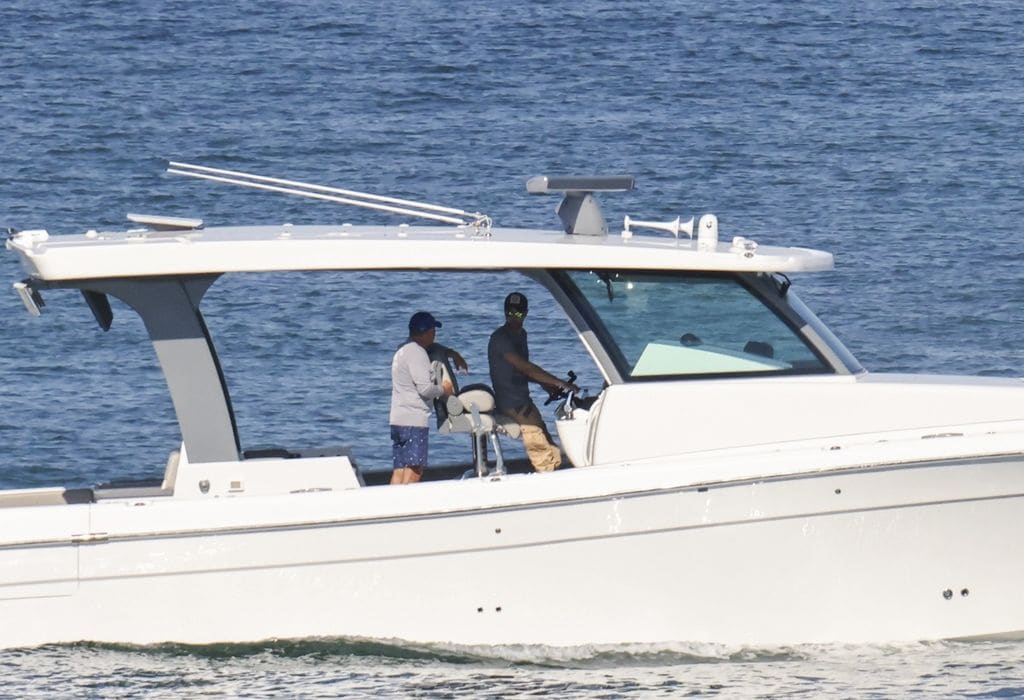 Una embarcación caracterizada por el lujo y buen rendimiento